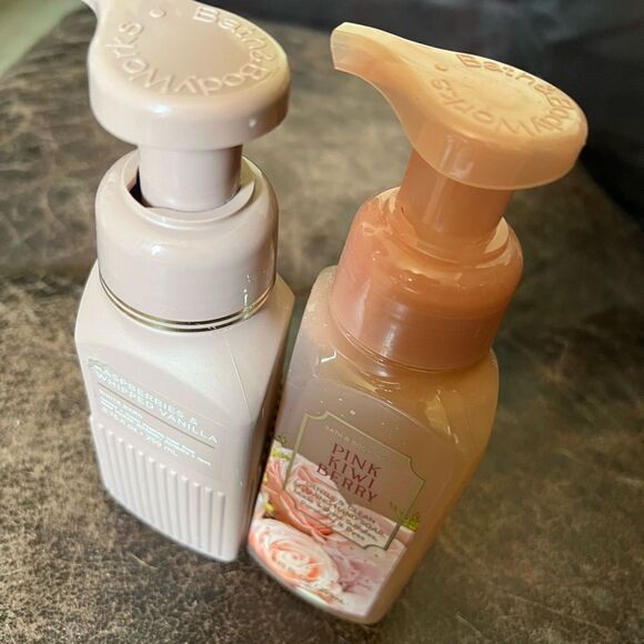 Bath & Body Works Hand Soap Bundle - Picture 4 of 5